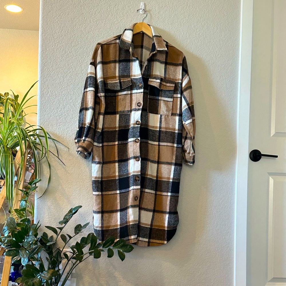 PUWEI Women's Casual Button Down Long Plaid Shirt Coat Shacket Jacket
Size M